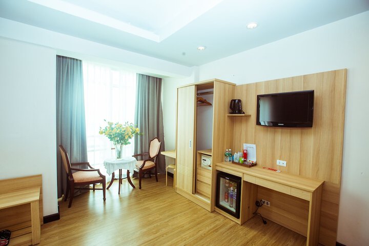 Room 7 of 50