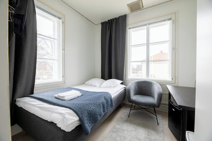 Room 33 of 69
