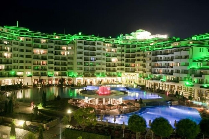 Hotel 64 of 81