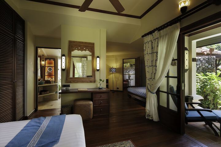 Room 18 of 85