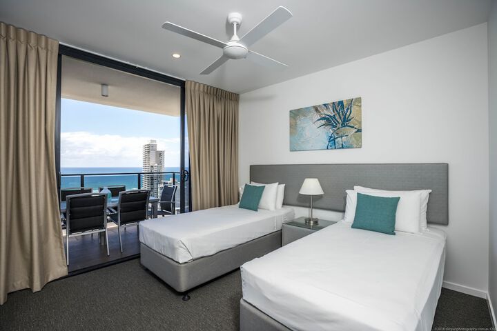 Room 21 of 42