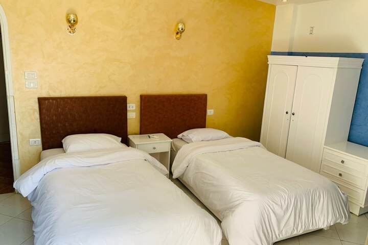 Room 3 of 13