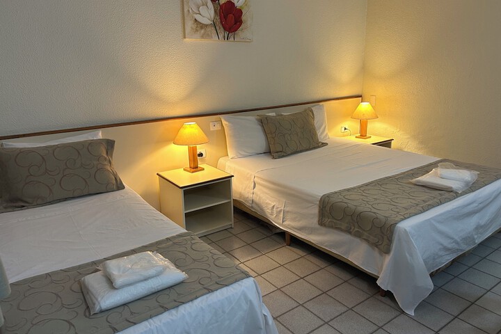 Room 35 of 78