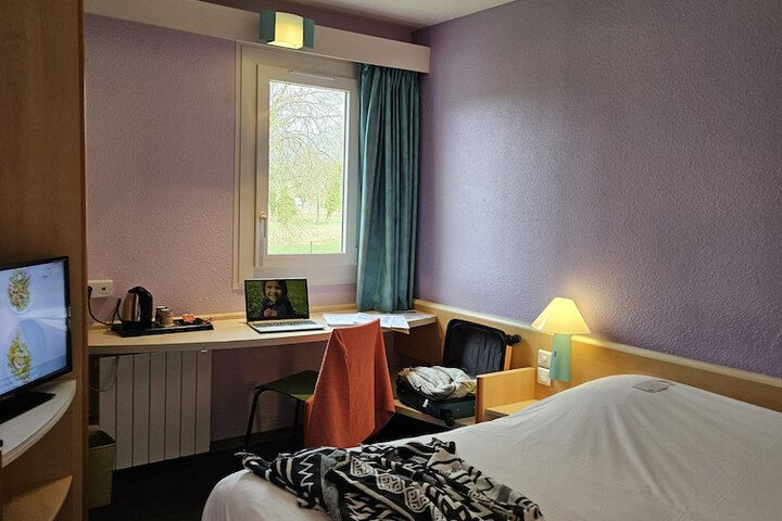 Room 23 of 63