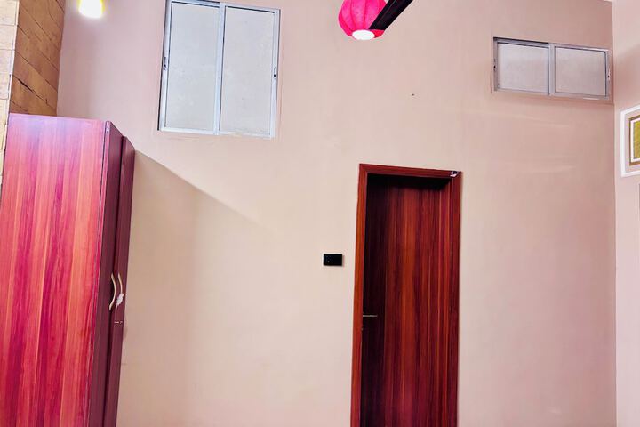 Room 25 of 85