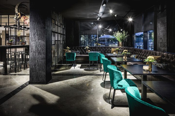 Lounge 60 of 68