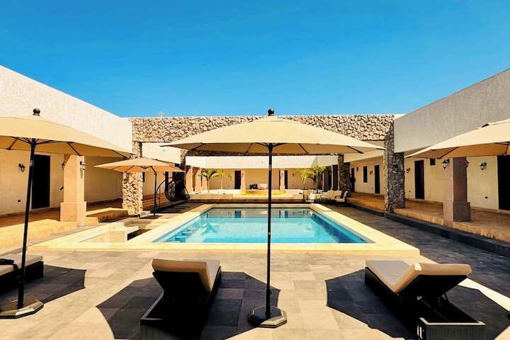 Pool 20 of 29