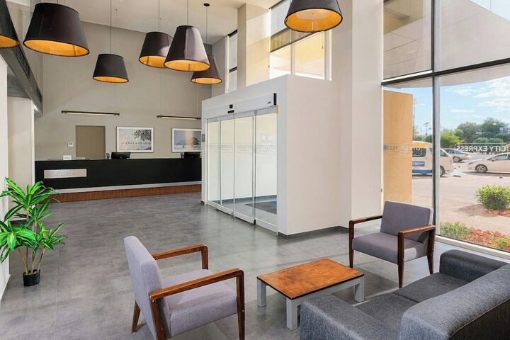 Guest Lobby