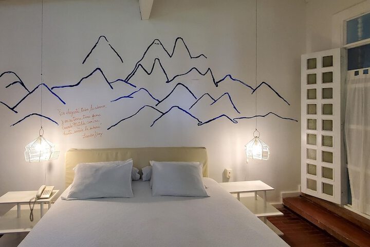 Room 16 of 64