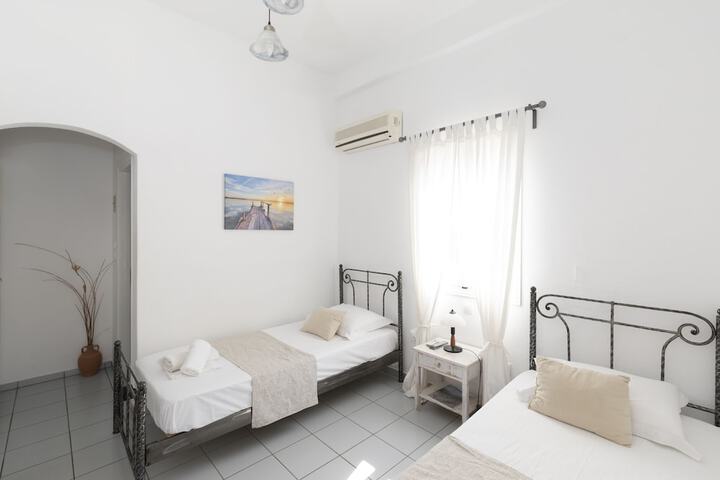 Room 15 of 75