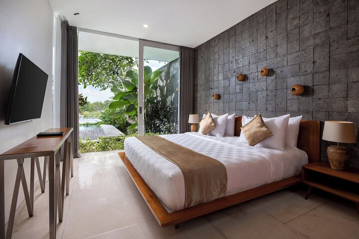 Room 20 of 76