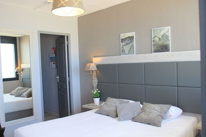 Room 5 of 31