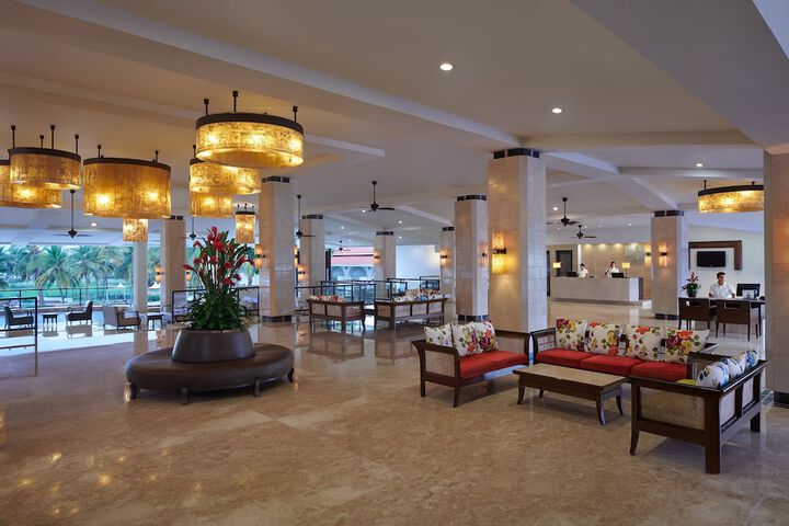Hotel 100 of 104