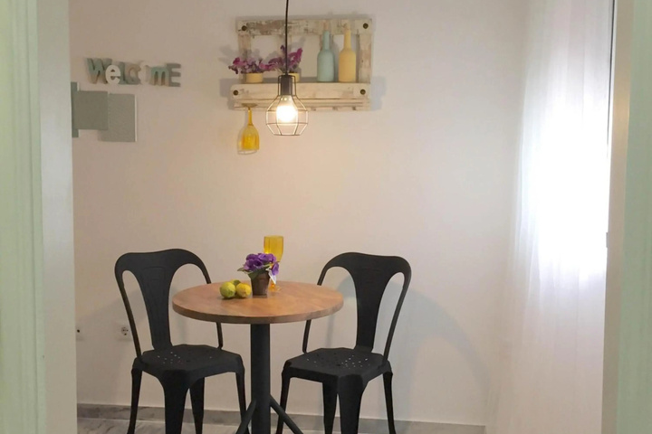 Room 3 of 12