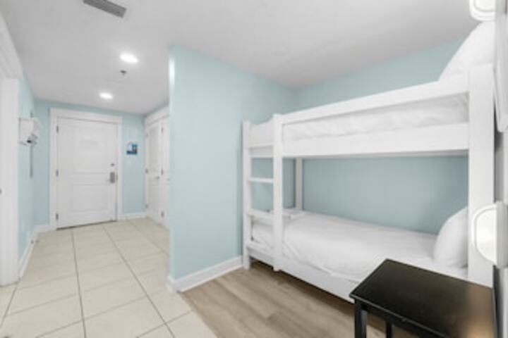 Room 109 of 444