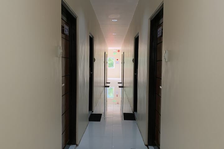 Ballroom/Hall 44 of 53