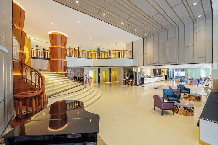 Hotel Lobby
