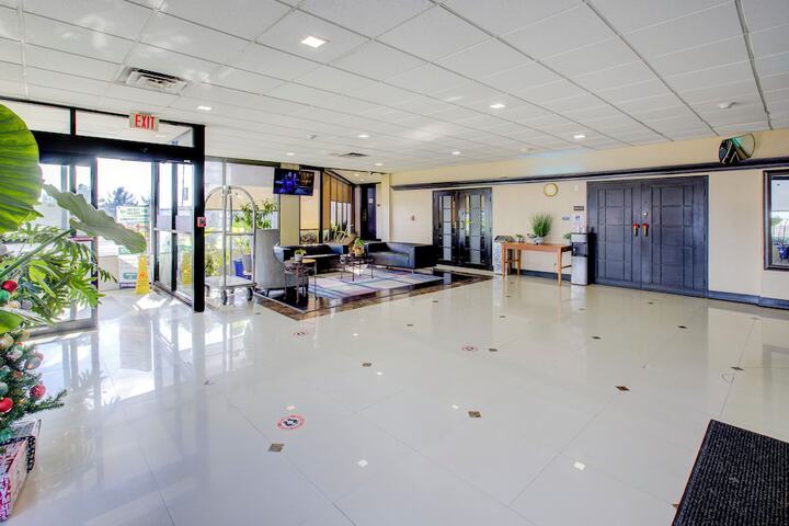 Hotel Interior 3 of 13