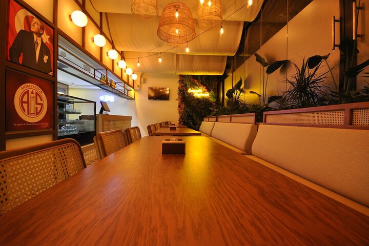 Dining 118 of 131