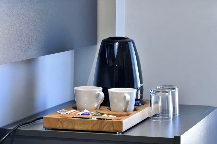 Breakfast/Coffee Service 13 of 28