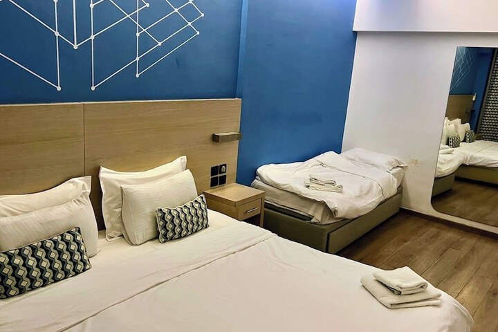 Room 40 of 98