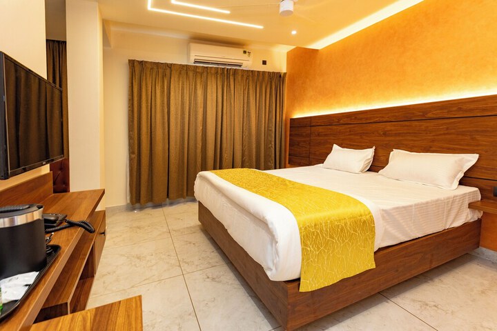 Room 8 of 58