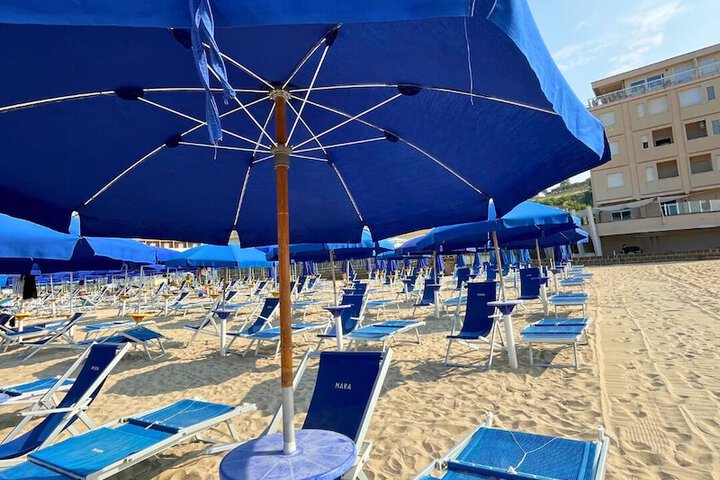 Beach 39 of 39