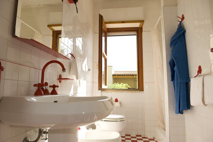 Bathroom Interior Photo