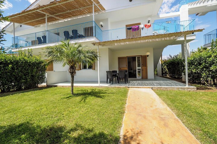 Terrace/Patio 29 of 131