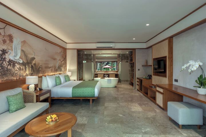 Room 15 of 90