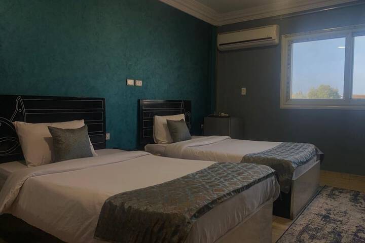 Room 28 of 41