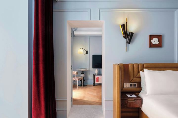 Room 87 of 202