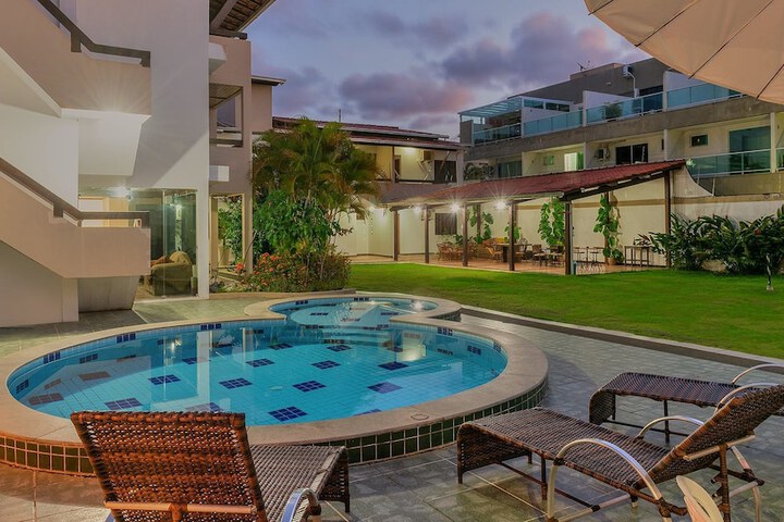 Hotel with Pool