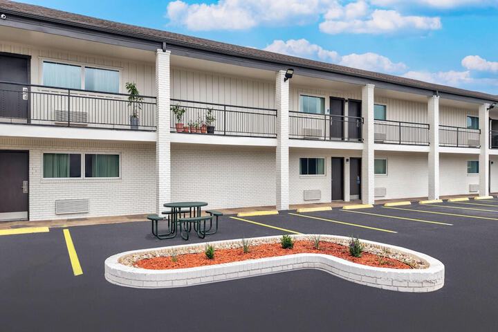Amenities Pic