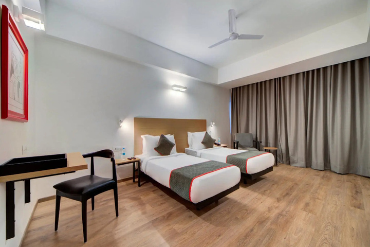 Room 2 of 19