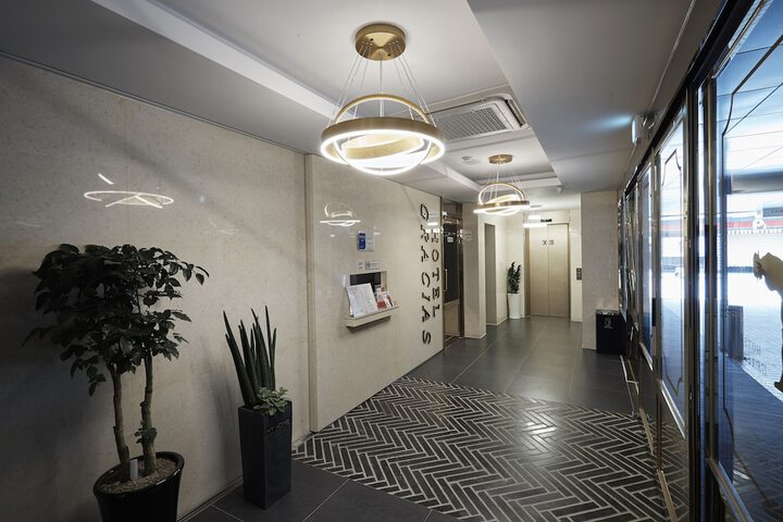 Hotel Interior 4 of 110