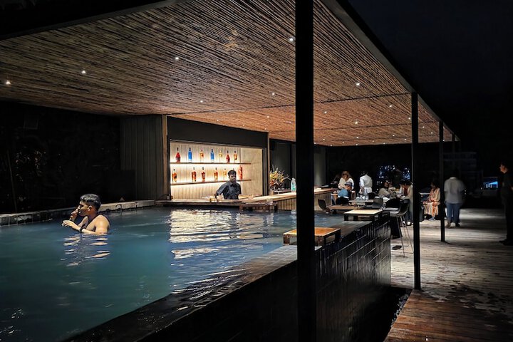 Pool 9 of 20
