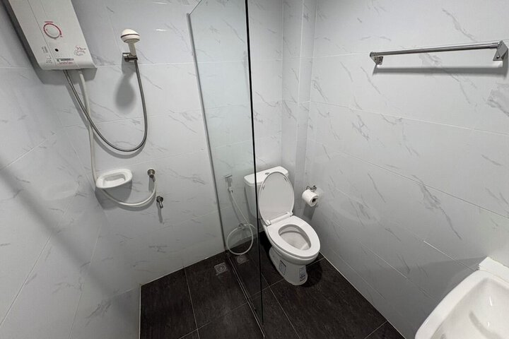 Room 30 of 40