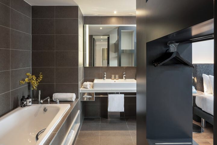 Bath Interior