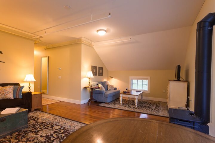 Room 13 of 48