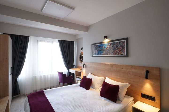 Room 20 of 39