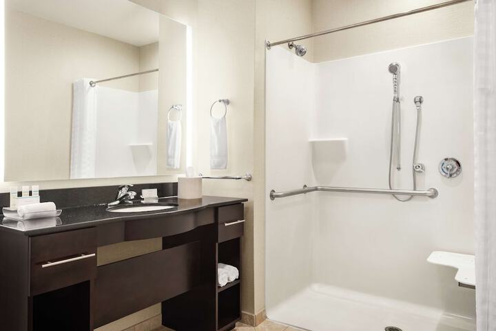 Bathroom shower