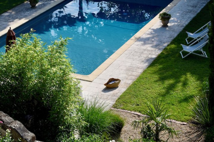 Pool 53 of 89