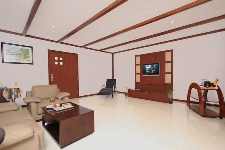 Room 25 of 79