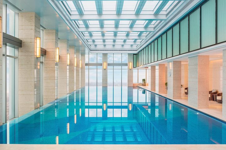 Hotel with Pool