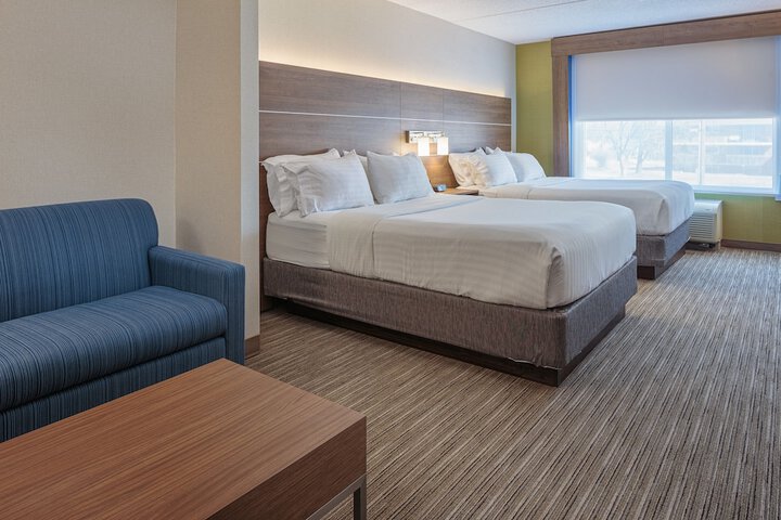 1 King Suite Sofa Bed (6 of 10)