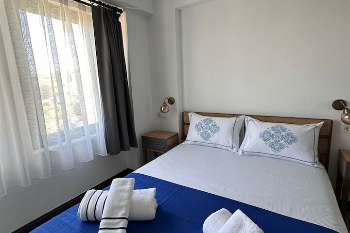 Room 21 of 37