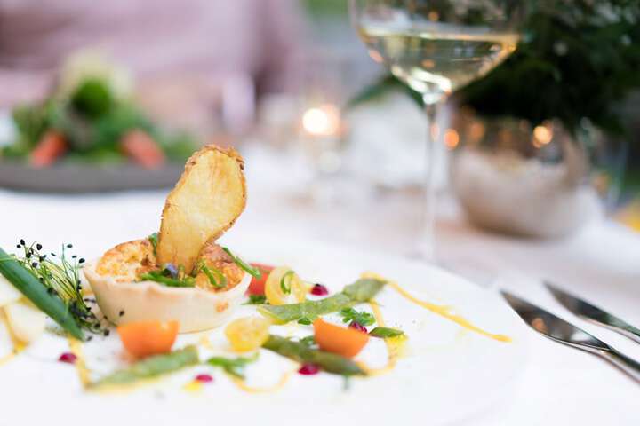 Dining 109 of 129