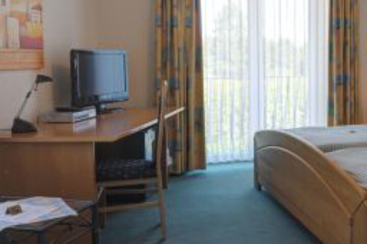 Photo 5