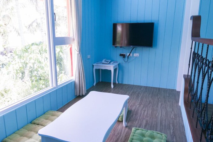 Room 28 of 30